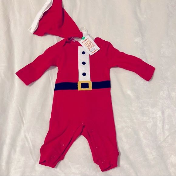 CARTERS NWT NEWBORN SANTA SET SNAP BOTTOM ONSIE - Picture 1 of 6